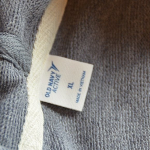 Sweater - Picture 4 of 4